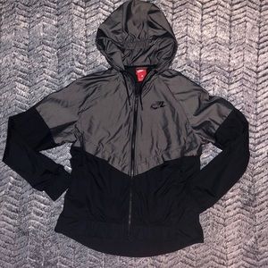 Nike vintage windbreaker!